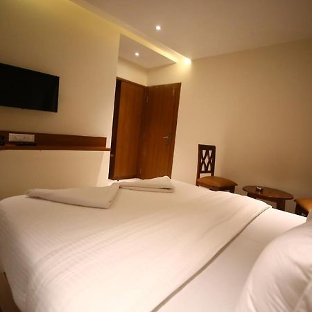 Hotel Dream Residency Navi Mumbai Exterior photo