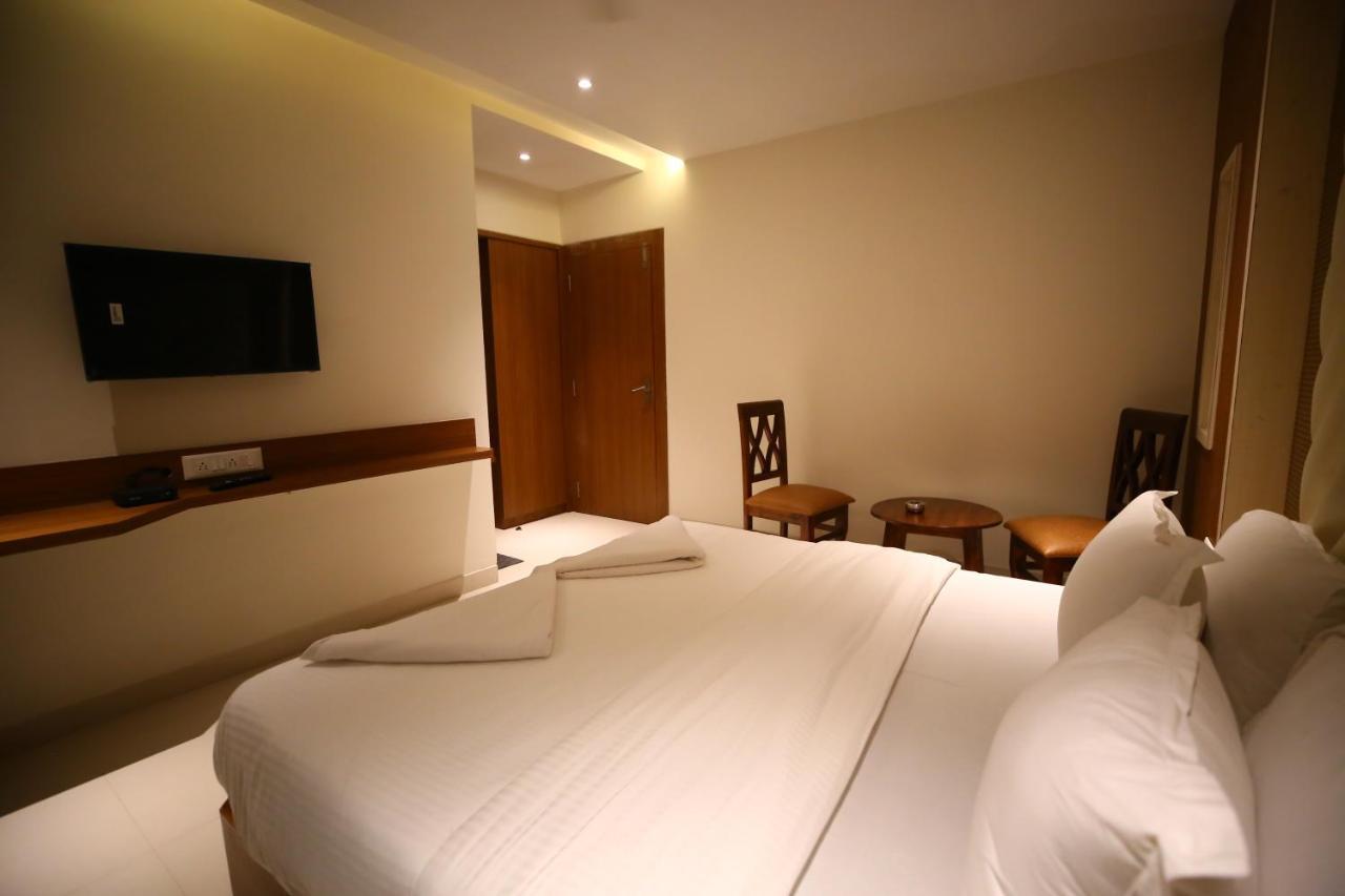 Hotel Dream Residency Navi Mumbai Exterior photo
